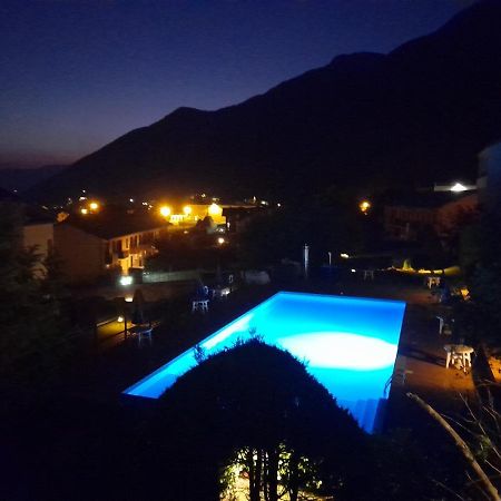 Apartamento Valsassina Rent Introbio Exterior foto