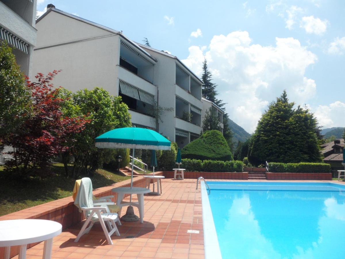 Apartamento Valsassina Rent Introbio Exterior foto