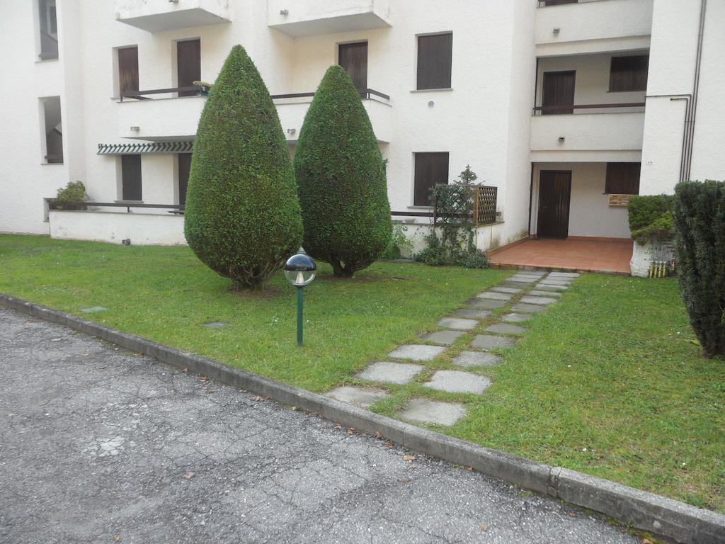 Apartamento Valsassina Rent Introbio Exterior foto
