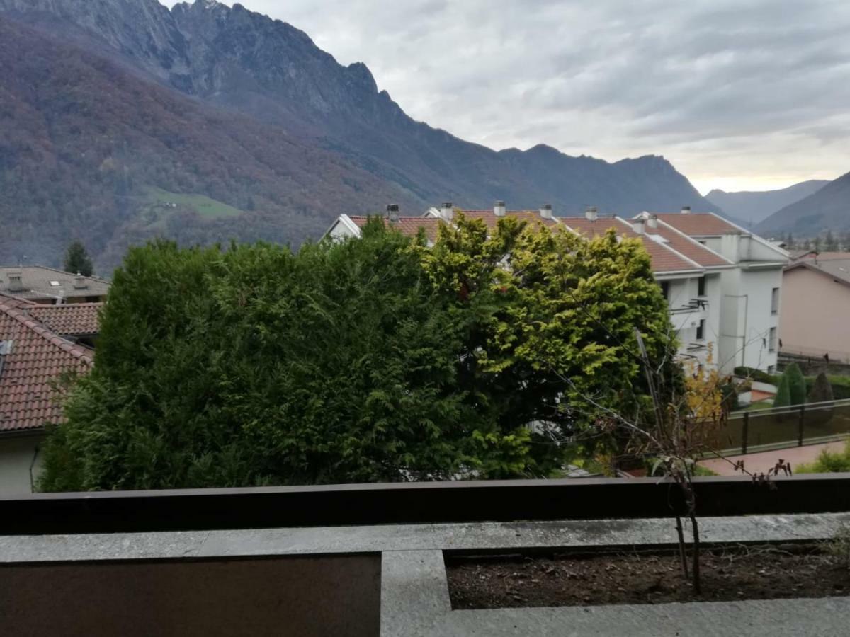 Apartamento Valsassina Rent Introbio Exterior foto